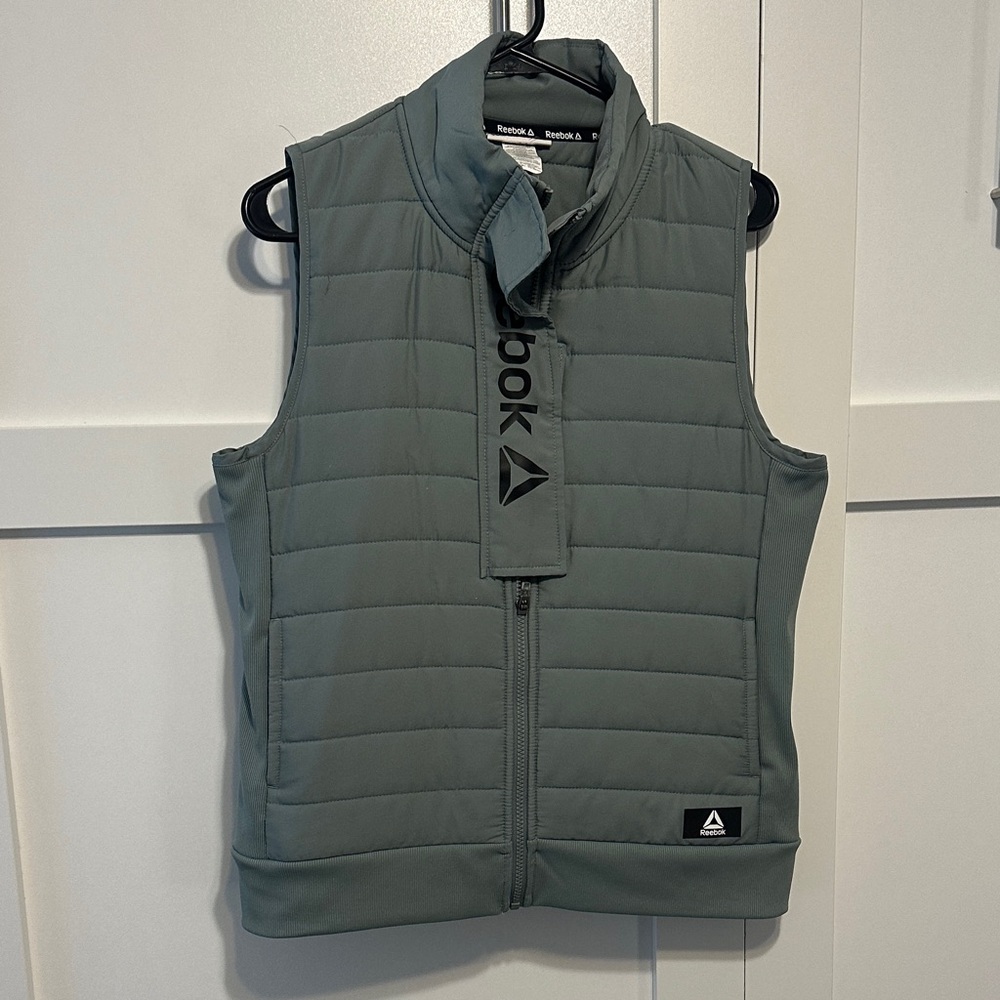 Reebok Charcoal Puffer Vest